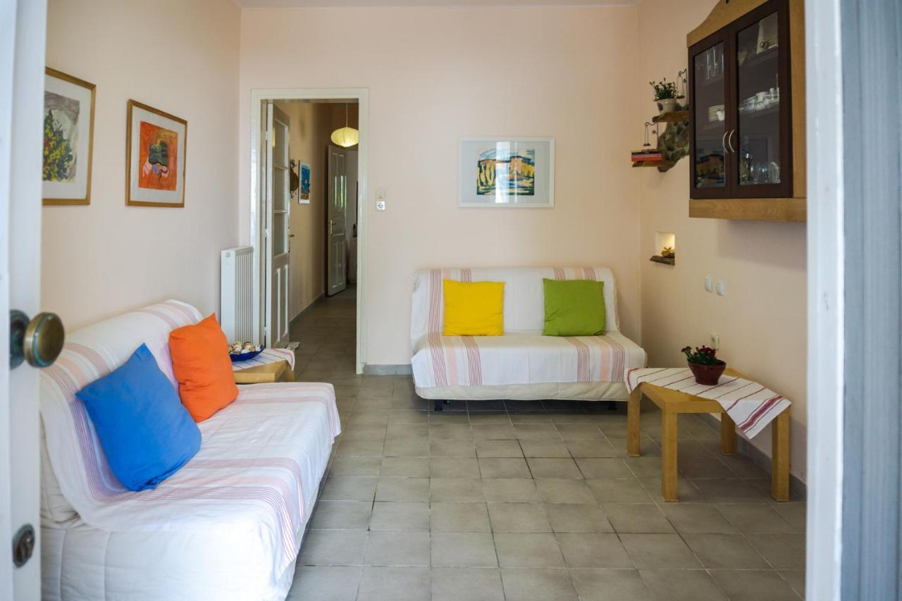 Irene Seafront Apartment Neoi Epivatai Bagian luar foto